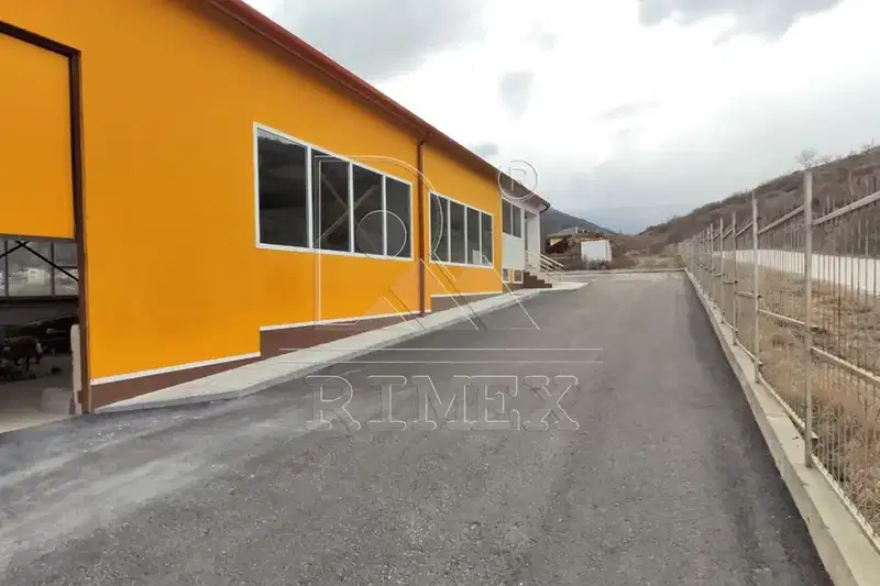 Industrial Building in Plovdiv, Industrialna Zona - Yug