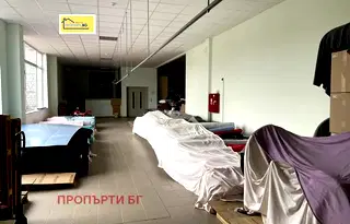 Промишлена сграда в Плевен, Мара Денчева