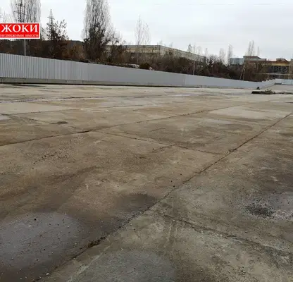 Снимка 2 — Промишлена сграда в Перник, Мошино