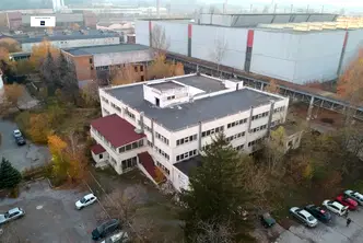 Промишлена сграда в Перник, Промишлена зона