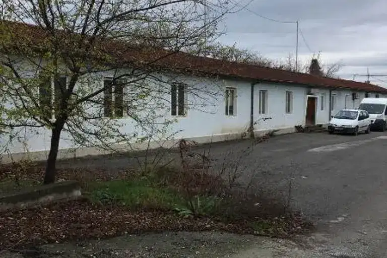 Промишлена сграда в Търговище, Промишлена зона