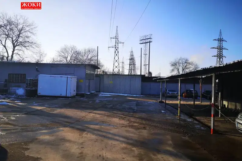 Промишлена сграда в Перник, Промишлена зона