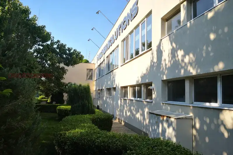Промишлена сграда в Русе, Промишлена зона - Изток