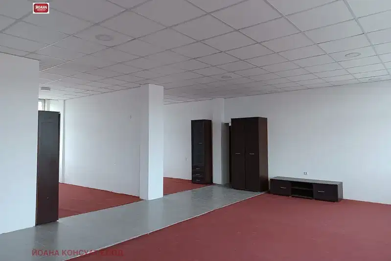 Промишлена сграда в Ловеч, Промишлена зона - Север