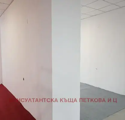 Снимка 4 — Промишлена сграда в Ловеч, Промишлена зона - Север