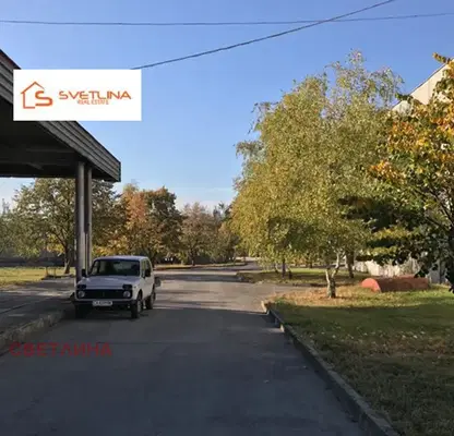 Снимка 5 — Промишлена сграда в Раз, Промишлена зона - Запад