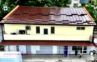 Промишлена сграда в Русе, Родина 1