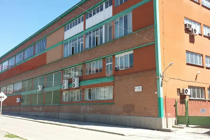 Industrial Building in Ruse, Rodina 1