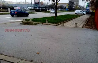 Промишлена сграда в Монтана, Широк център
