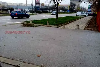 Промишлена сграда в Монтана, Широк център