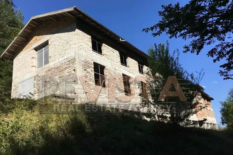 Промишлена сграда в Смолян, Средок