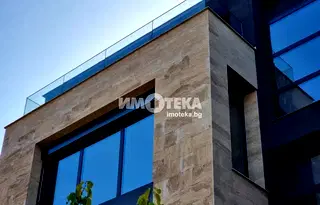 Промишлена сграда в София, Света Троица