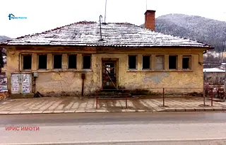 Промишлена сграда в Смолян, Устово