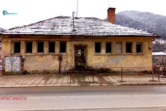 Промишлена сграда в Смолян, Устово