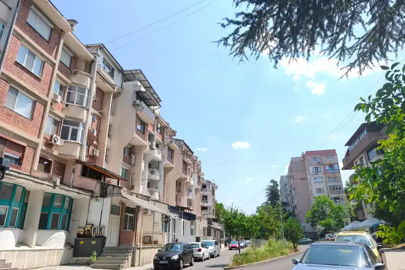 Промишлена сграда в Кърджали, Възрожденци