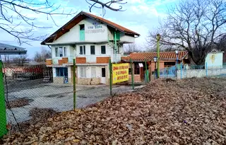 Промишлена сграда в Благоевград, Петрич