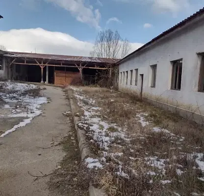 Снимка 2 — Промишлена сграда в Благоевград, с. Баня