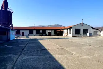 Промишлена сграда в Бургас, Айтос