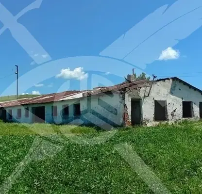 Снимка 3 — Промишлена сграда в Бургас, Карнобат