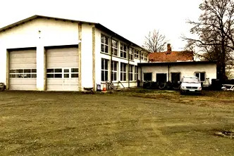 Промишлена сграда в Бургас, Карнобат