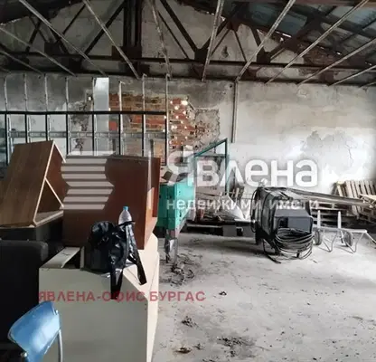 Снимка 4 — Промишлена сграда в Бургас, Поморие