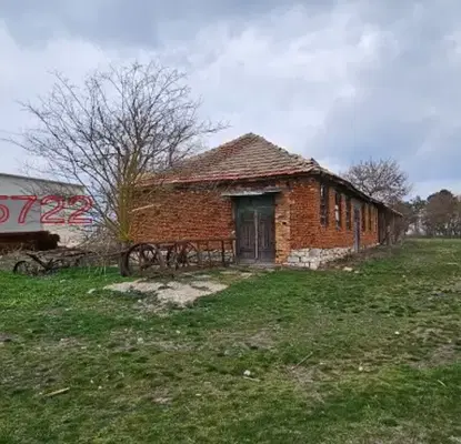 Снимка 2 — Промишлена сграда в Добрич, с. Гурково