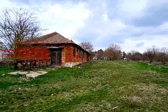 Промишлена сграда в Добрич, с. Гурково