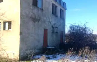 Промишлена сграда в Добрич, с. Ловчанци