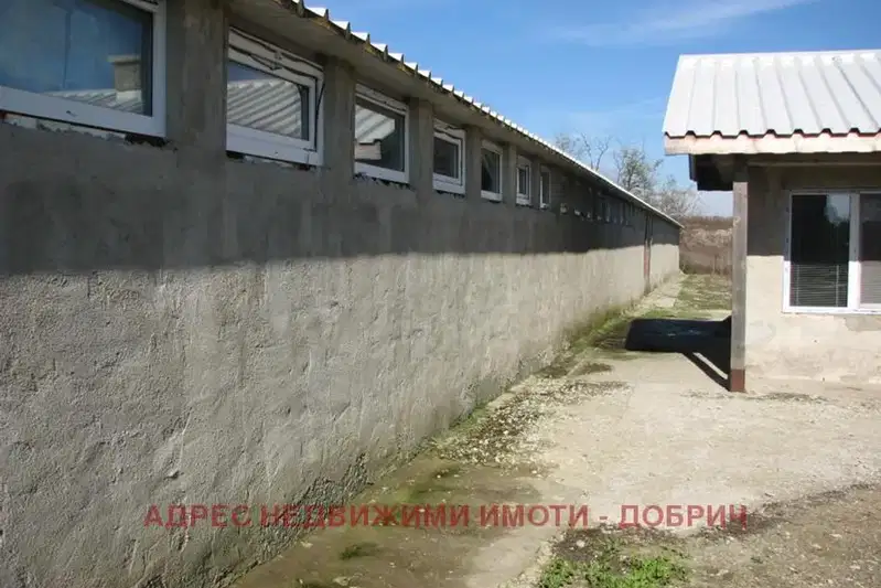 Industrial Building in Oblast Dobrich, Paskalevo