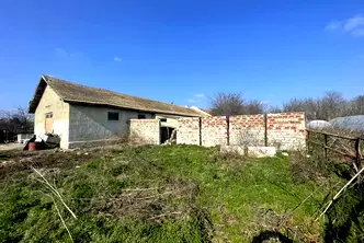 Промишлена сграда в Добрич, с. Раковски