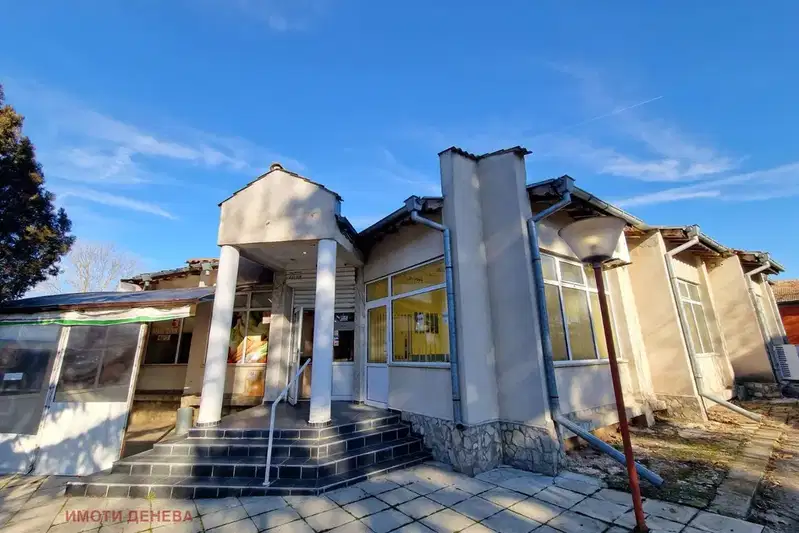 Industrial Building in Oblast Dobrich, Stefanovo