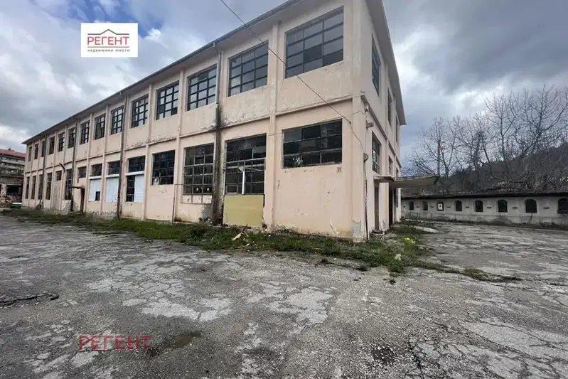 Промишлена сграда в Габрово, Дряново