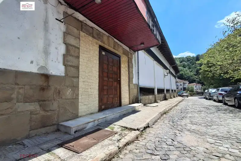 Industrial Building in Oblast Gabrovo, Tryavna