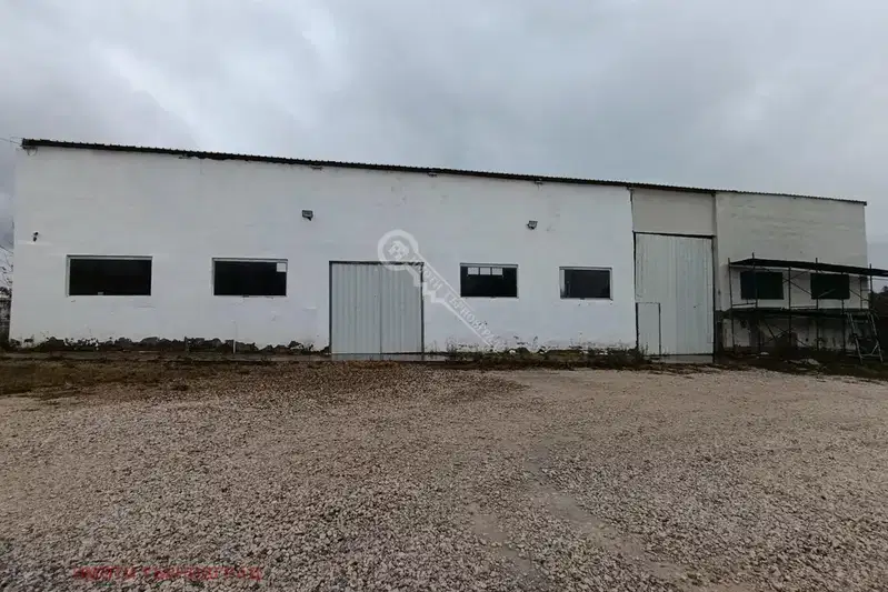 Industrial Building in Oblast Gabrovo, Dushevo