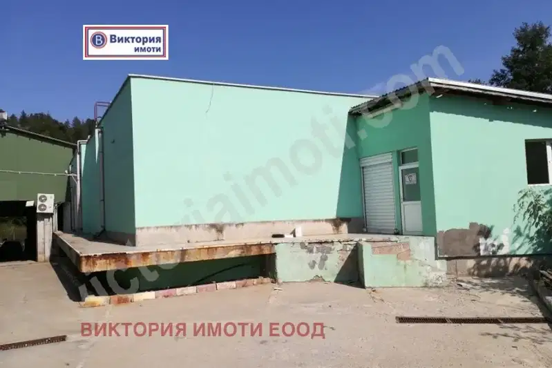 Промишлена сграда в Габрово, с. Гостилица