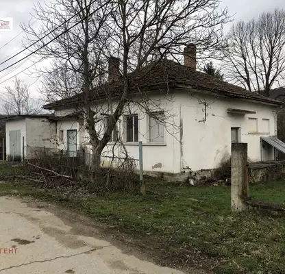 Снимка 2 — Промишлена сграда в Габрово, с. Идилево