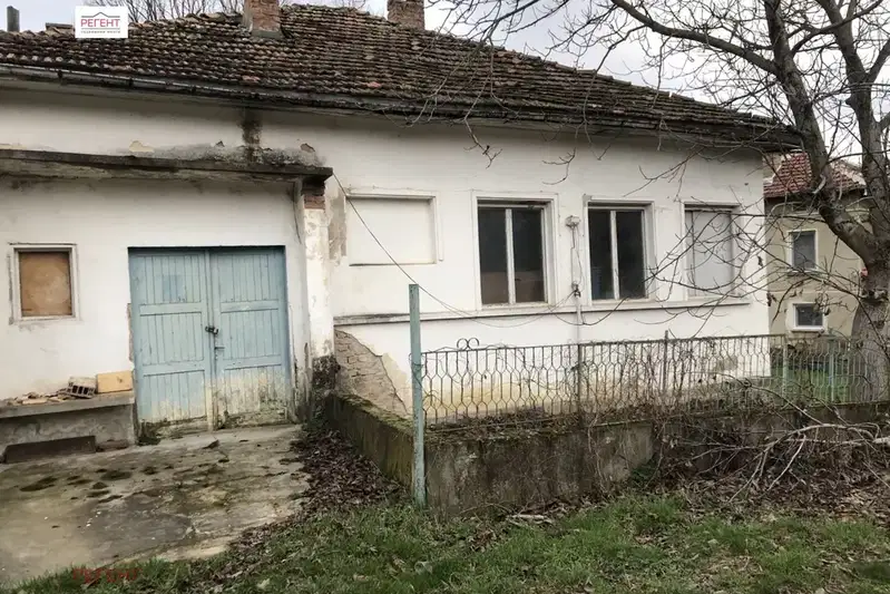 Industrial Building in Oblast Gabrovo, Idilevo