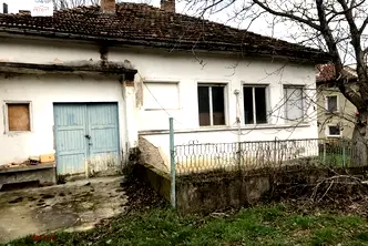 Промишлена сграда в Габрово, с. Идилево