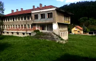 Промишлена сграда в Кюстендил, с. Рашка Гращица