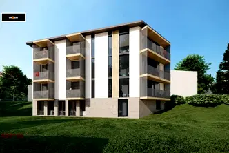 Промишлена сграда в Ловеч, Априлци