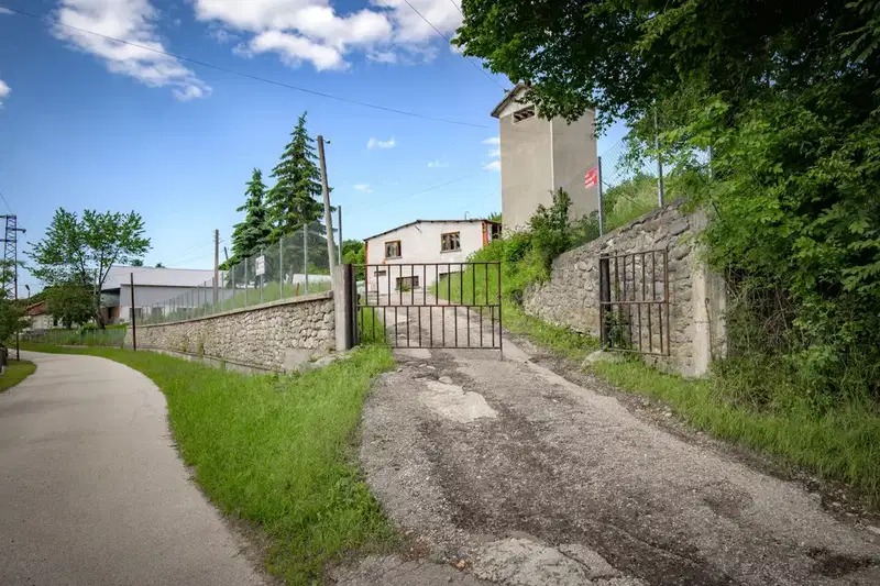 Industrial Building in Oblast Lovech, Aprilci