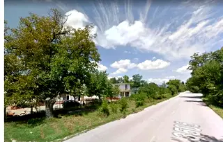 Промишлена сграда в Ловеч, с. Дебнево