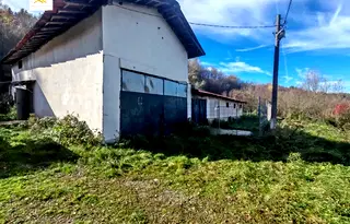 Промишлена сграда в Монтана, с. Песочница