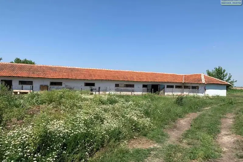 Промишлена сграда в Монтана, с. Сливовик