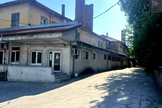 Промишлена сграда в Пазарджик, Пещера