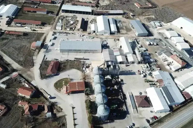 Industrial Building in Oblast Pazardjik, Gelemenovo