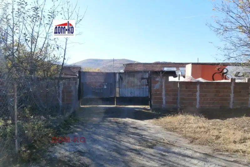 Industrial Building in Oblast Pazardjik, Kozarsko