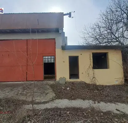 Photo 3 — Industrial Building in Oblast Pazardjik, с. Семчиново