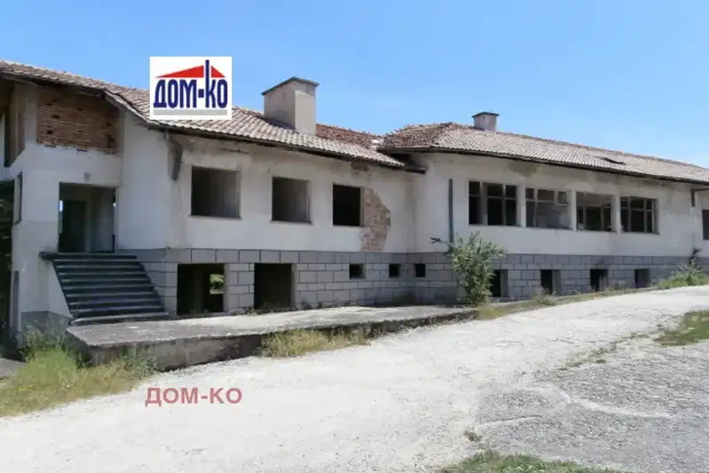 Промишлена сграда в Пазарджик, с. Сестримо