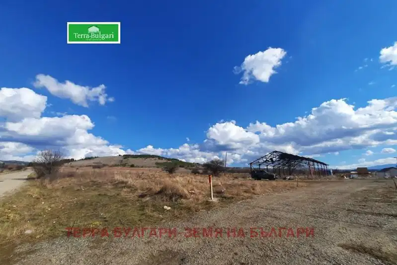 Industrial Building in Oblast Pernik, главен път Е79